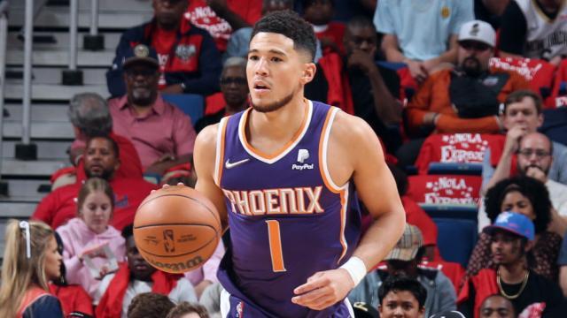 开云在线直播-晋级之战太阳迎回布克 末节关键三分宣告强势归来