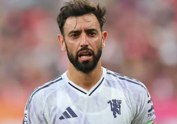 开云APP-沙特坚持引援布鲁诺,球员暂未决定未来|曼联|世界杯|布鲁诺·费尔南德斯|布鲁诺转会|吉达联合足球俱乐部_新浪体育_新浪新闻